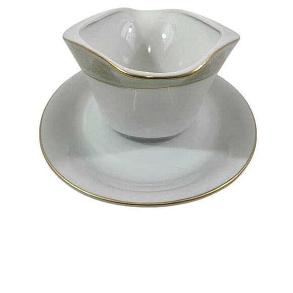 Yamaka Japan Fine China Renaissance Gravy Boat with Attached Under Plate - Picture 9 of 17